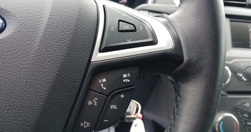Ford Mondeo cena 57900 przebieg: 28288, rok produkcji 2015 z Maszewo małe 781